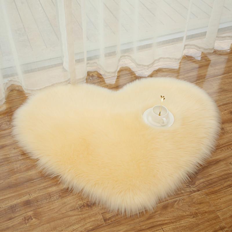 Nordic Heart-Shaped Plush Carpet - Thick Imitation Wool for Bedroom or Bay Window