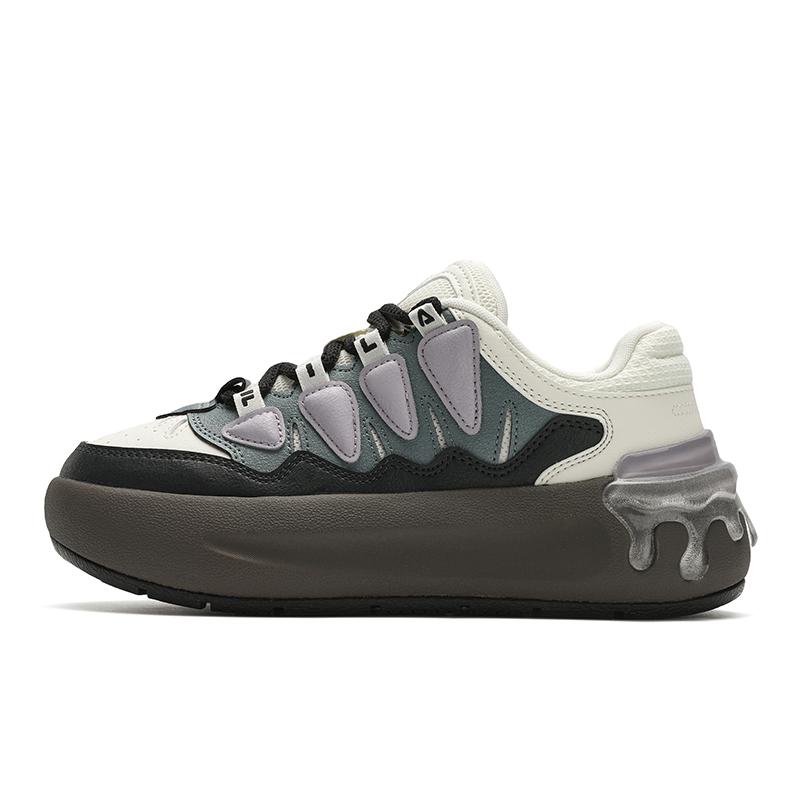 FILA Carrot 2 Casual Sneakers Comfortable Versatile Non-Slip Durable Low-Top Women sneaker White Black F12W511208FVB
