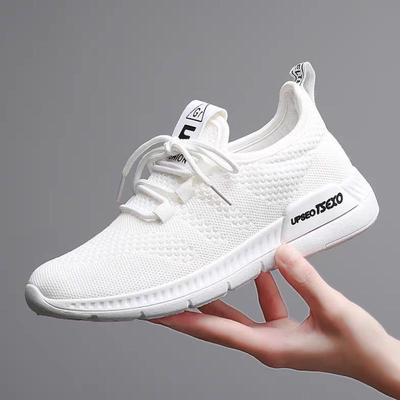 Damen-Tennisschuhe, atmungsaktive kleine weiße Schuhe, koreanische Sportschuhe, vielseitige, leichte, rutschfeste Laufschuhe mit weicher Sohle