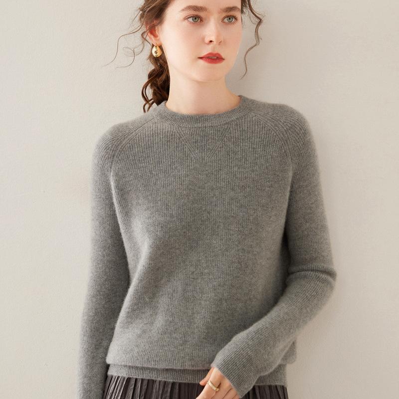 Autumn and Winter Style Ingot Needle Round Neck Cashmere Sweater for Women Lazy Warm Sweater Fashionable and Versatile Base Sweater