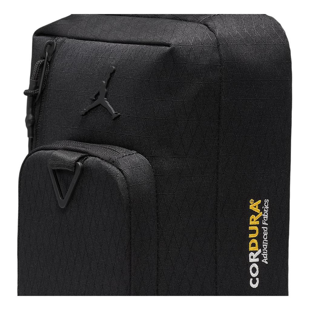 Jordan Fashion Minimalist Logo Embroidered Zipper Closure Polyester Chest Bag Men Bags Black HQ7566-010