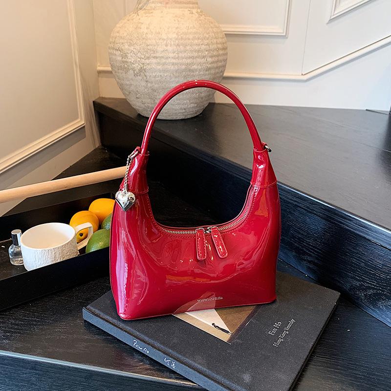 High-end niche bag women's new popular versatile messenger bag fashionable one-shoulder underarm dumpling bag