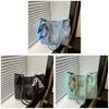 Street Style Large Capacity Tote Bag For Women With Zipper Closure For Casual Travel