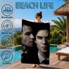 Serviette de plage Damon Salvatore Romance, Microfibre Super Douce, Cadeau Parfait pour Elle/Lui, Anniversaire, pour Piscine, Plage, Voyage, Décoration Fête de Plage