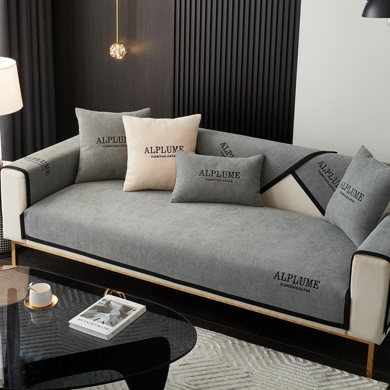 

Four Seasons Universal Sofa Cushion All-Match Gray Stain-Resistant Dustproof Seat Cover Light Luxury Modern Simple Non-Slip Sofa Cover 70*70cm