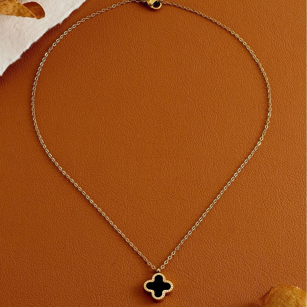 Fashion Four-Leaf Clover Necklace Female Tide Net Red Simple Temperament Personality Hundred Matching Collarbone Chain