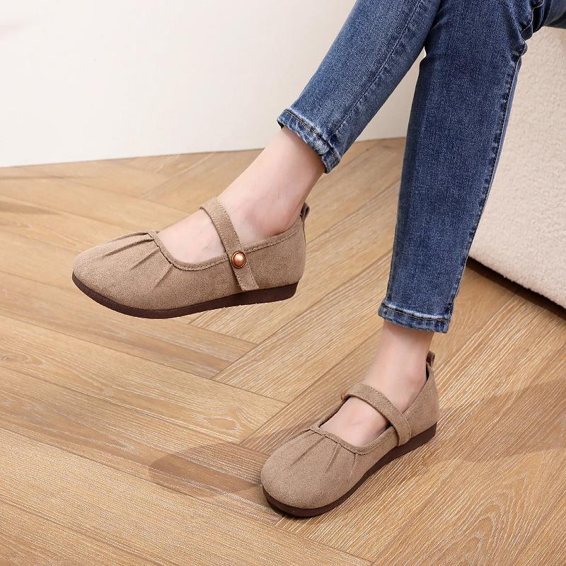 Spring and summer soft bottom round head one pedal gentle shallow mouth French flat bottom wrinkled single shoes round head non-slip soft sole ca