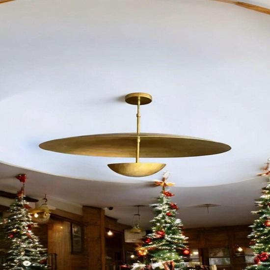 

Elegant Italian handmade 3-light modern chandelier with built-in pendant with double discs