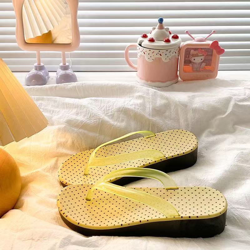 Women's Wedge Shoes 2025 Summer New Leopard Outdoor Breathable Flip Flops Comfortable Non Slip Soft Sole Beach Flats