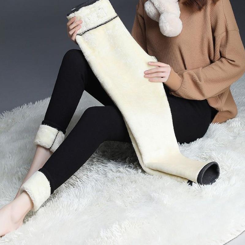 

Осенние новые однотонные плюшевые бархатные леггинсы для женщин, зимние облегающие леггинсы с высокой талией, эластичные теплые женские леггинсы, брюки больших размеров, модные повседневные леггинсы 25007 3XL чёрный