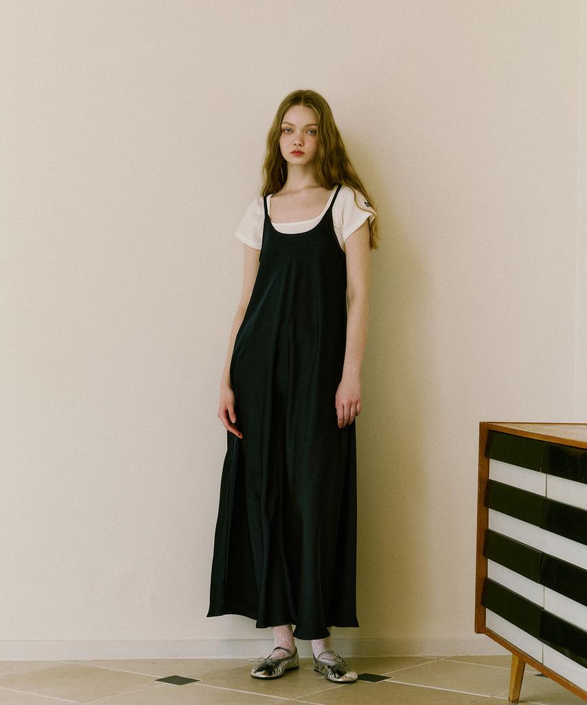 GREENBUTTER Square Neck 08 Tee (Ivory)