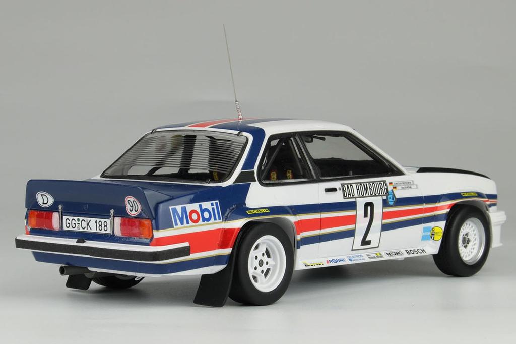Platz Belkit Opel Ascona 400 1981 Vítěz Rally Monte Carlo Plastikový model BEL020 1/24