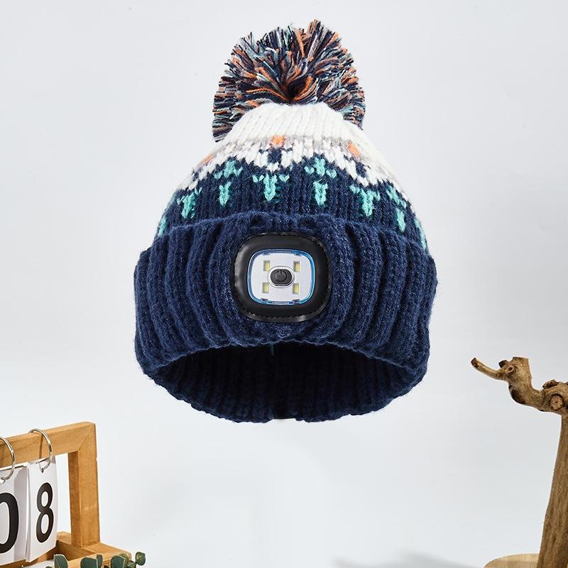 Outdoor ear protectors, wool caps, warm tide lights, anti-piling winter hats, men's and women's black knitted hats, night running