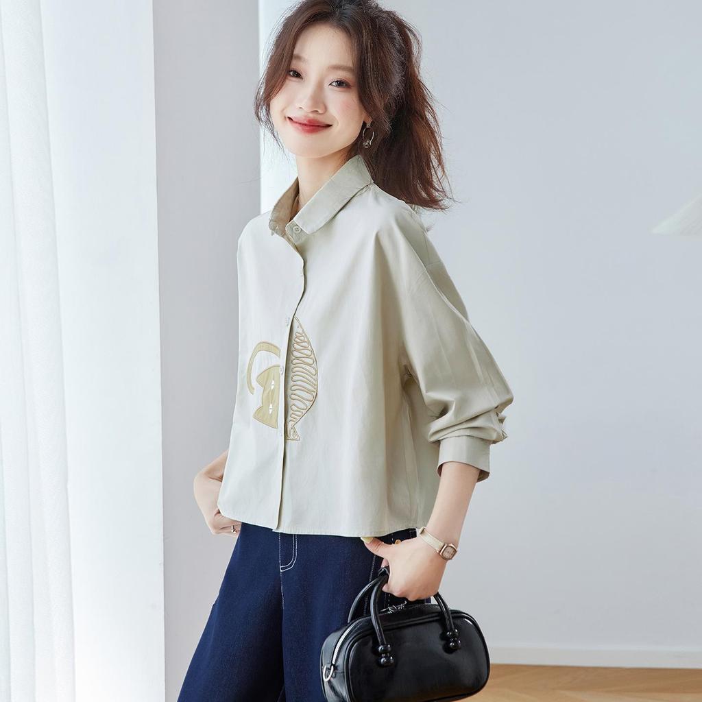 Damen besticktes Baumwollhemd - 2025 Frühher Herbst Lockerer Revers-Top, Altersminderndes Hübsches Langarm-Modedesign