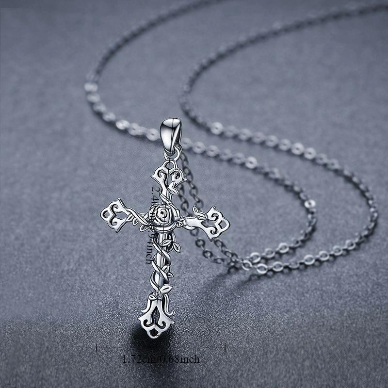 A Thorn Romantic Rose Pendant with Hollowed-out Flower Necklace As A Mother's Day Gift