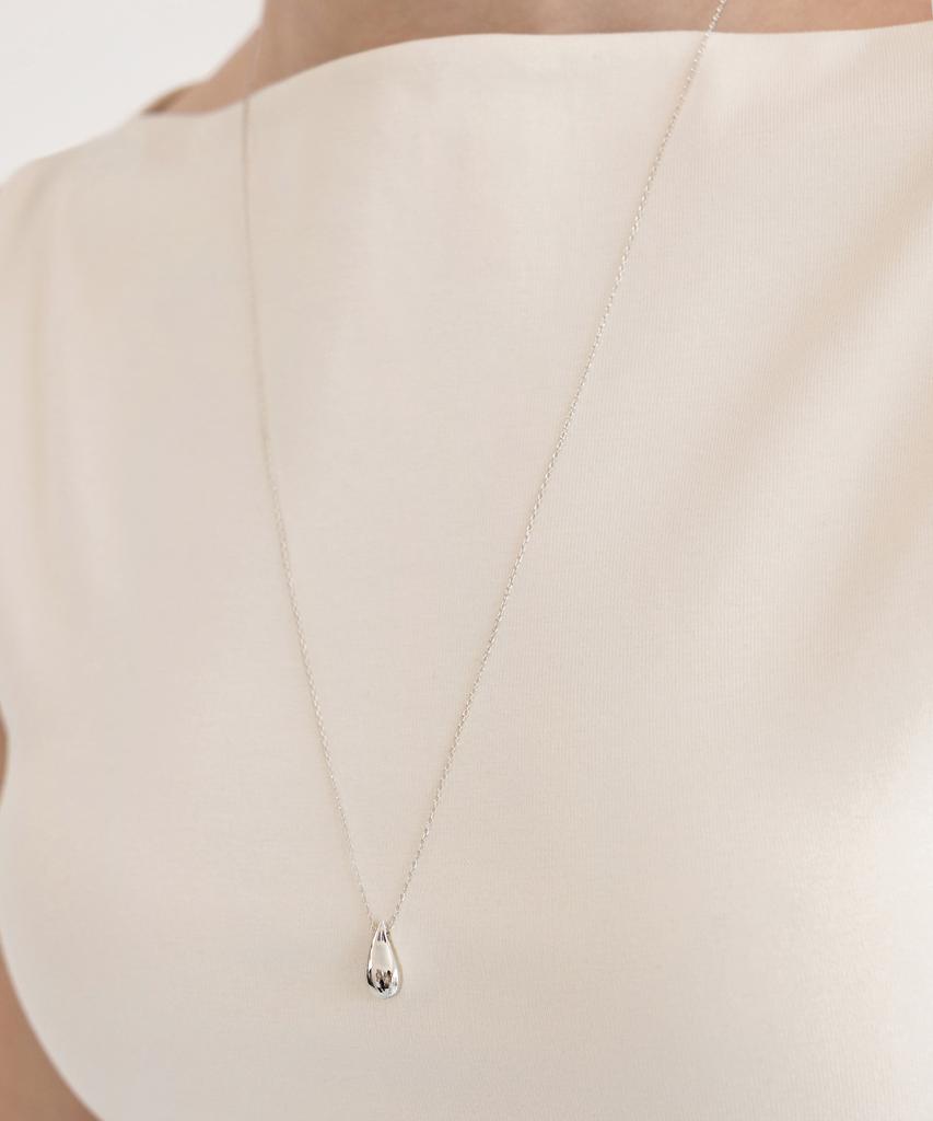 Tatiana Fluid Drop Long Necklace Nz2563