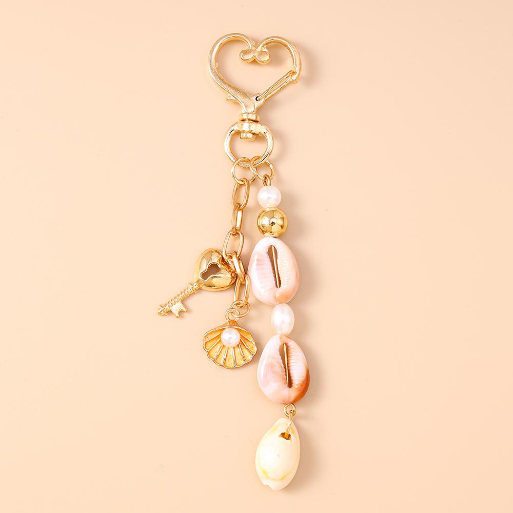 Fashion Summer Beach Shell Starfish Keychain Pearl Crystal Key Ring Pendants for Women Girls Handbag Decor DIY Jewelry Gifts