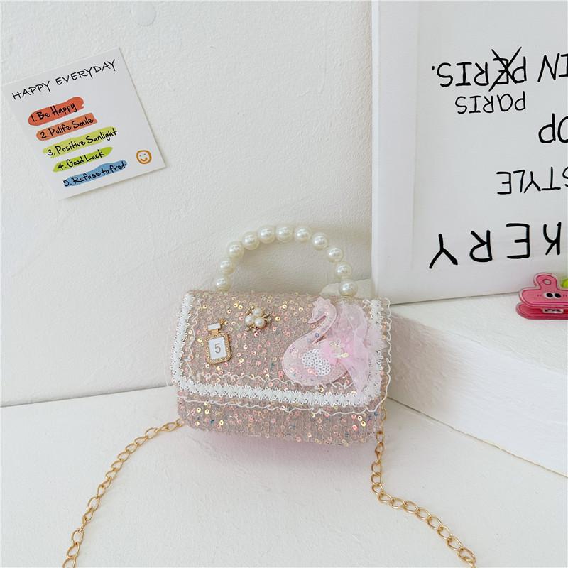 Trendy Kids Crossbody Bag With Stylish Pearl Handle And Fashionable Animal Design For Girls