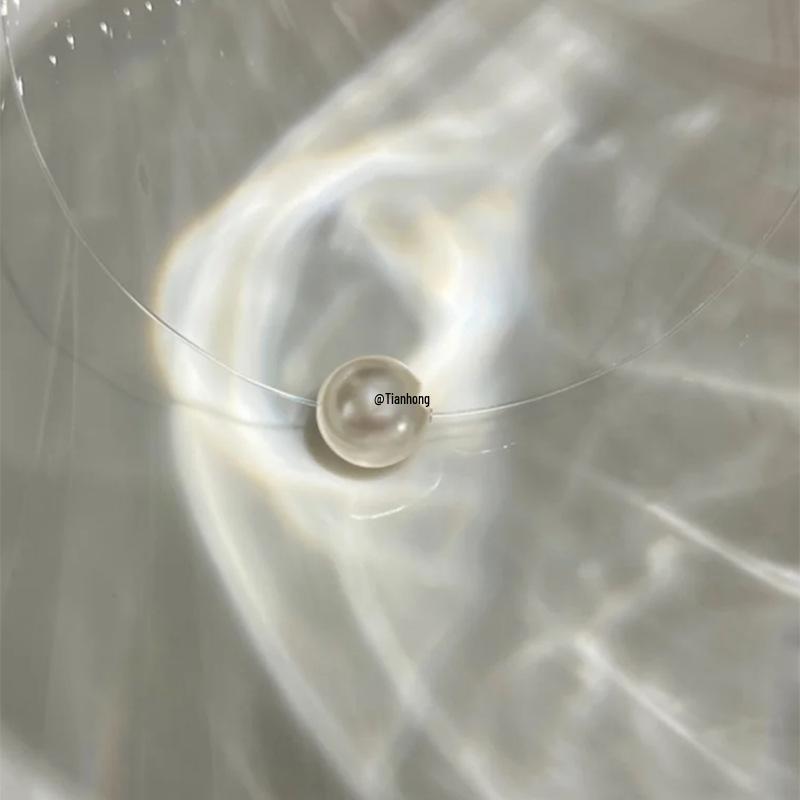 2025 New 925 Sterling Silver Pearl Necklace for Women – Minimalist Clavicle Chain with Light Luxury Niche Design.