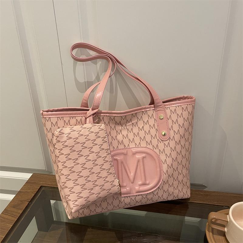 Slack Bag Commuter Women's Spring New Popular Fashion Shoulder Bag Large Capacity Hand Bag