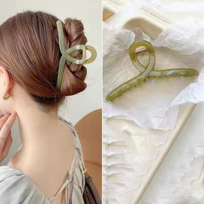 Pinza Artiglio Misura Grande Elegante Temperamento Semitrasparente Antiscivolo Decorazione Acconciatura Copricapo Colore Gelatina Pinza per Capelli Parte Posteriore Testa Donna