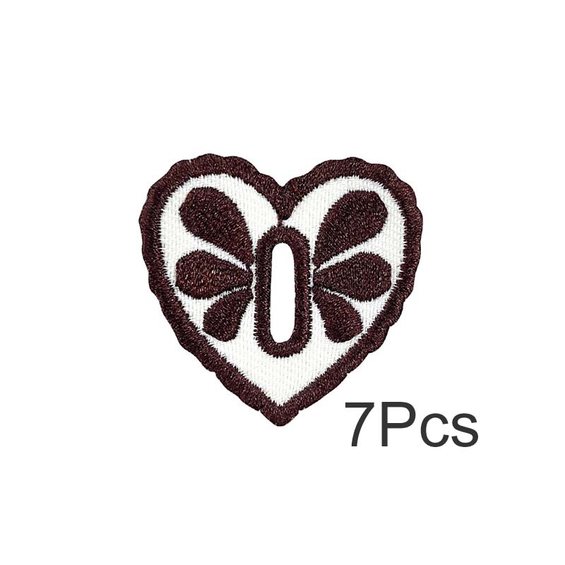

7Pcs/Set Embroidered Button DIY Love Heart Clothes Hook Button Decoration Fashion Button Accessory Patch Polyester 7PCS