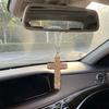 Elegante Crucifijo de Arcilla Colgante con Acento de Cristal para Espejo Retrovisor de Coche Accesorios Colgantes para el Interior del Coche