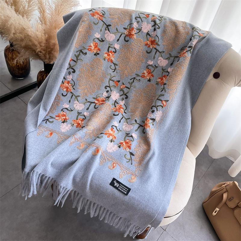 Luxury Thick Warm Shawl Winter Paisley Pashmina Blanket Poncho Stoles Print Cashmere Scarf Women Travel Wraps Bufanda Female