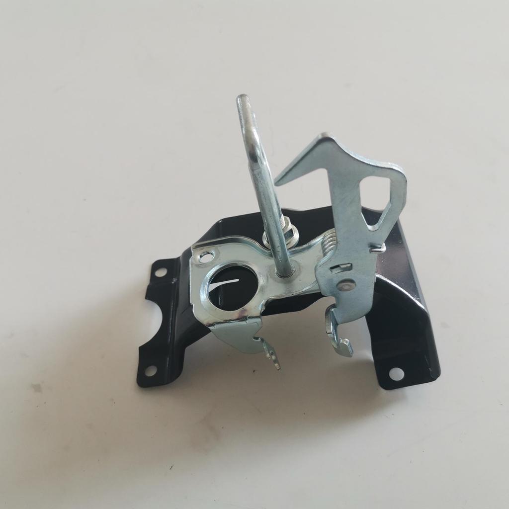 Upper Left Hood Latch Locking Bracket for BMW F16 (Part 51237308076)