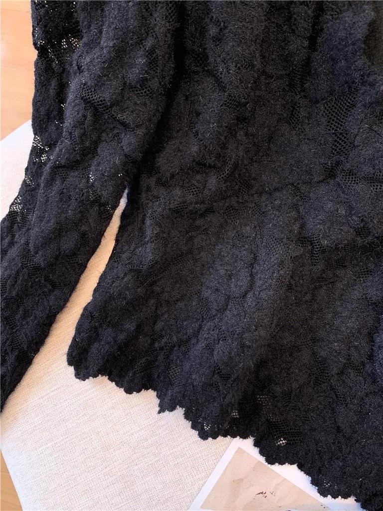 Women's Fluffy Lace Puff Sleeve V-Neck Top - Slimming Autumn/Winter Style