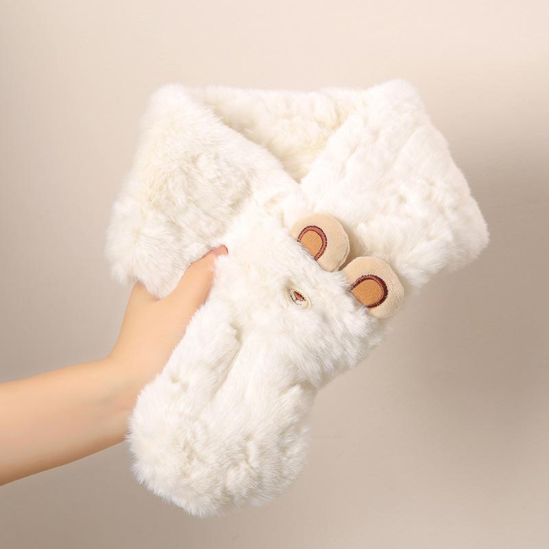 

Mary Cute warm plush scarf in winter, light luxury high-end scarf in Korean atmosphere, thickened female student in winter