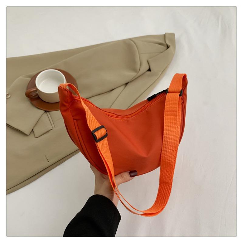 New nylon bag simple fashion messenger dumpling bag trend versatile student casual shoulder women's bag