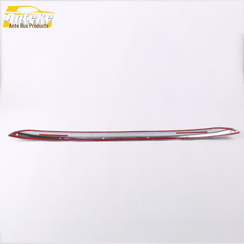 Ornament bara spate Highlander: Bandă luminoasă anti-zgârieturi, rezistentă la coliziuni pentru 15 modele