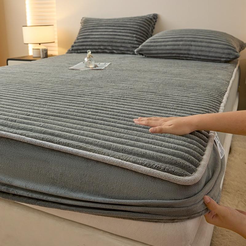 Fluffy Plush Fitted Bed Sheet with Elastic Band Solid Color Mattress Protective Cover Thick Bedspread for Single Double Bedsheet
