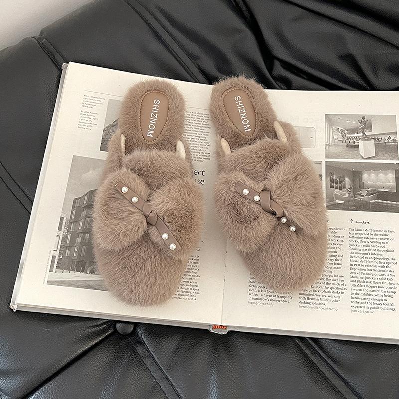 Mode vielseitige Schleife Perle Wolle Hausschuhe weiblich 2025 Herbst und Winter neu Fee bequem Außentasche Kopfhausschuhe