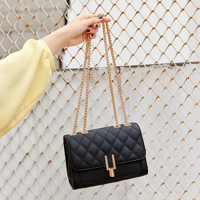 Women's Bag New Fashion Diamond Lock Small Square Bag Versatile Shoulder Messenger Chain Small Bag