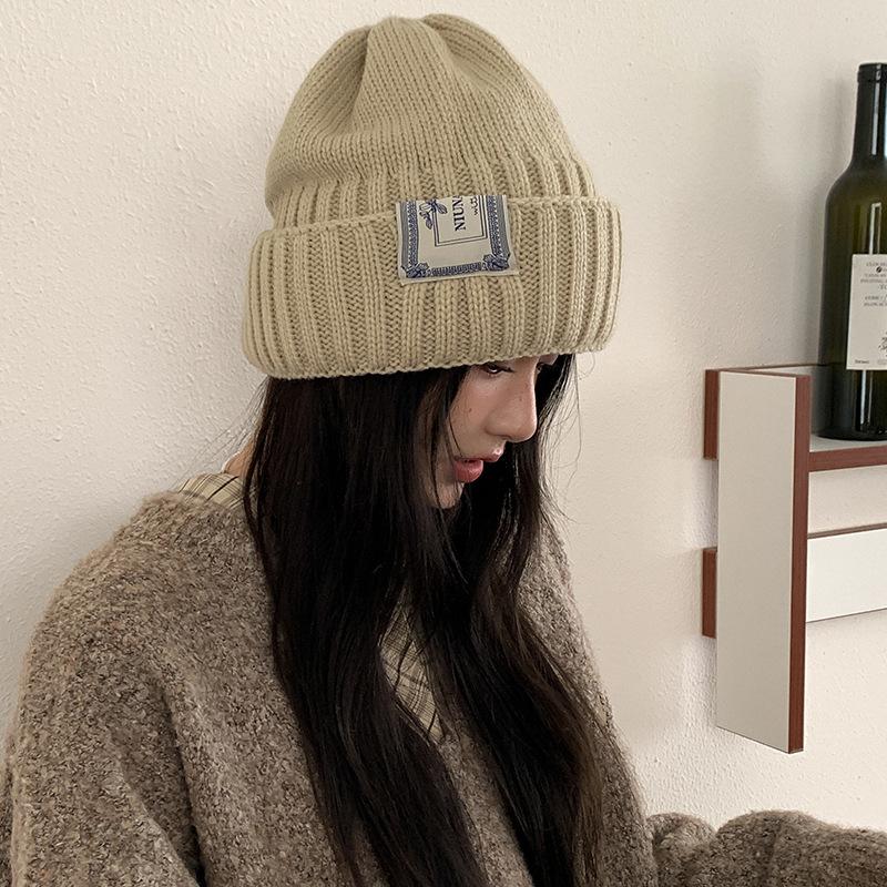 

Cloth sticker thick wool knitted hat simple casual versatile retro thermal ear protection hat street bag head cold hat Adult (56-58cm) сірий колір