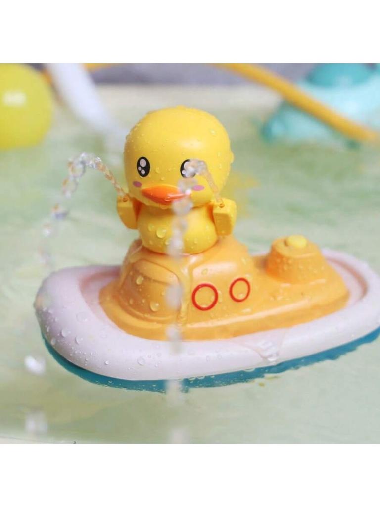 1PCS Duckling Showerhead Electric Water Play Boat Novel and Funny Fancy Water Spray Bathroom Bathing Bath Soothing Children's To