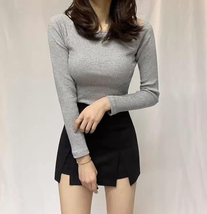 Schwarze knielange Rockhose für Damen - Sommerliche schlankmachende High-Waist-Rockshorts mit Schlitz