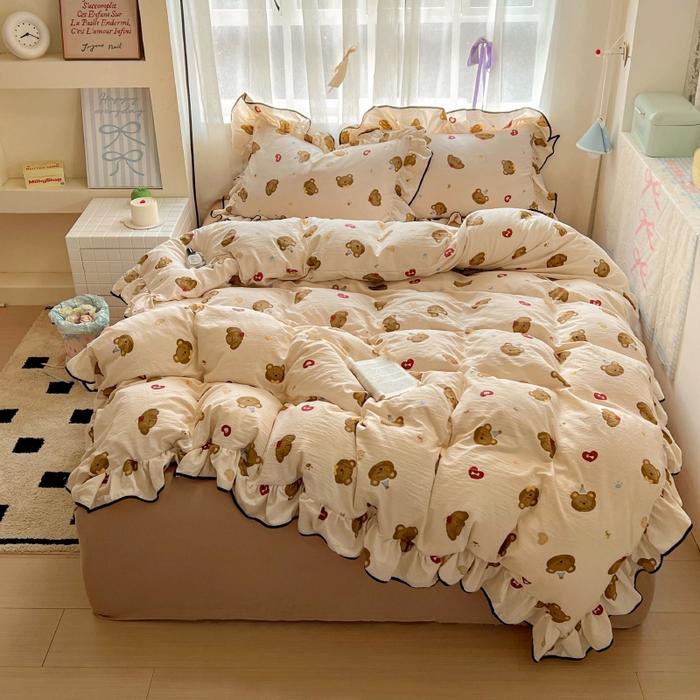 New Cream Lace Girl Powder Grid Korean Version Bed Four-piece Set Washed Cotton Double-layer Yarn Quilt Cover Dormitory