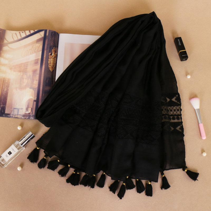 Premium Quality Cotton Hijab Scarf Women Hollow Out Lace Edge Tassels Long Shawl Muslim Soft Plain Headband Hijab Turban