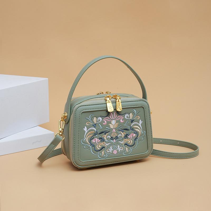 Crossbody Bag with High-end Design, Chinese Embroidery Handbag, Fashionable and Versatile Single Shoulder Small Square Bag
