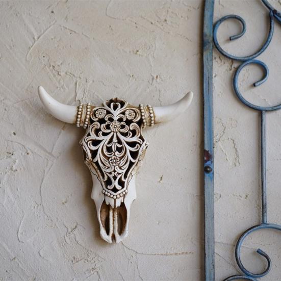 Retro Bull Skull Ornament Resin 3D Hollow Bull Skull Wall Sculpture Longhorn Cow Head Wall Art Decor for Living Room