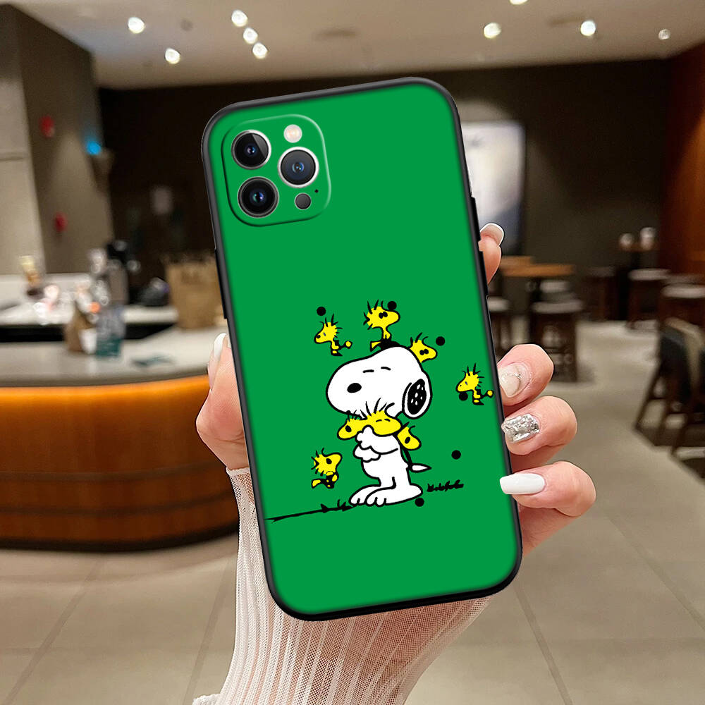 Cartoon Snoopy Case for Samsung A06 A35 A25 A24 A15 A05S A05 M55 M35 M15 A02 A12 A13 A10 A16 A20 A30 A22 A31 A32 A33 A42 A50