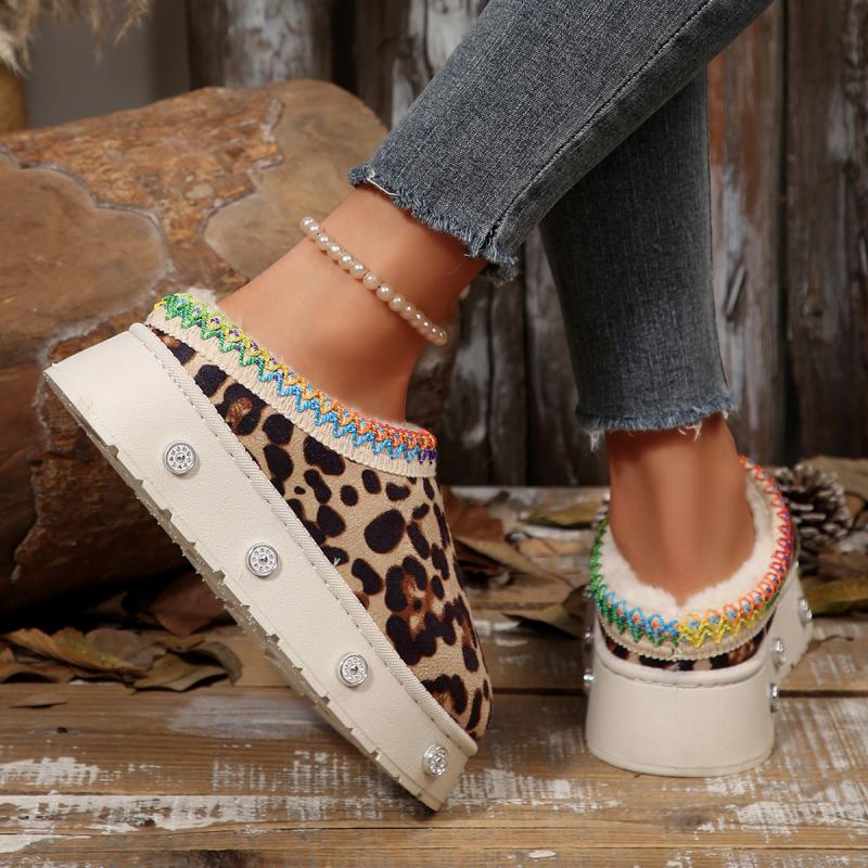 Leopard Thick Bottom Indoor Slippers For Women 2025 Winter Warm Thick Plush Home Slippers Comfort Platform Metal Rivet Slides