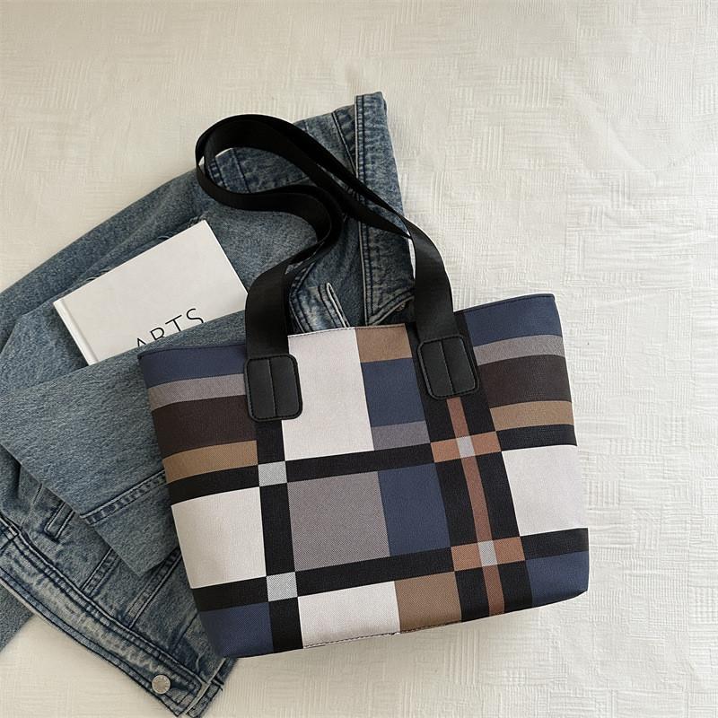 Chic And Trendy Street Style Womens Pu Leather Tote Bag 2024 New Fashion Shoulder Handbag