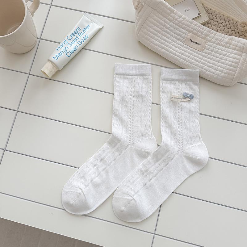 

Spring and Summer Lightweight Children s Ballet-style Butterfly Knot Mid-Calf Socks Trendy Embroidered Buttons Layered Socks Without Bone Structure 1 pair