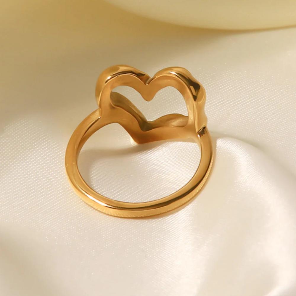 Stainless Steel Rings for Women Gold Color Love Heart Wedding statement Rings Stylish Jewelry Accessories Wholesale Dropshipping