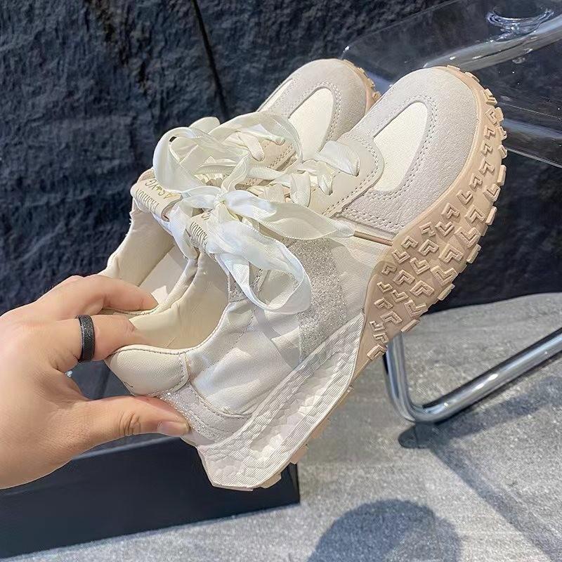 Retro Satin Forrest Gump Shoes Women's Spring and Summer 2025 Versatile New Student Breathable Soft Sole German Training Casual Shoes Women