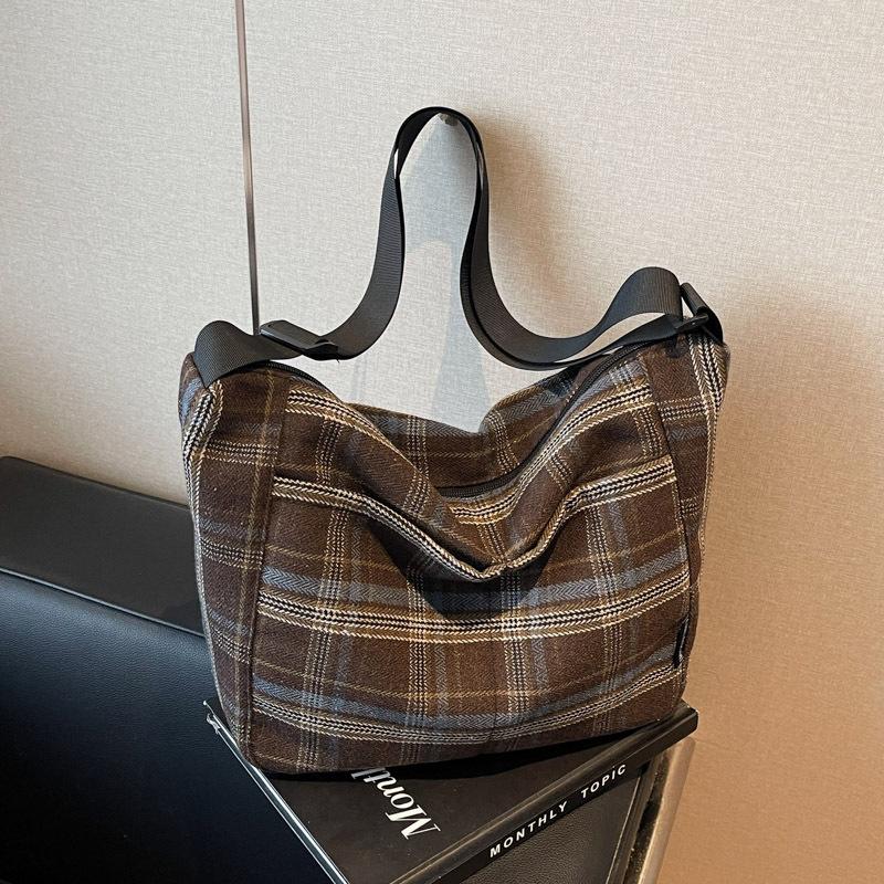 Retro plaid summer bag women's new casual messenger commuter bag college student shoulder tote bag
